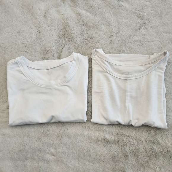 Bundle ALO Yoga Women's White Short Sleeve Tees Two Tops XS - Picture 7 of 9